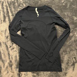 Lululemon Swiftly Tech Long-Sleeve Shirt Size 10